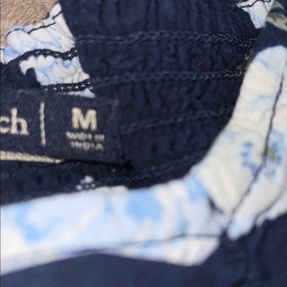 Abercrombie & Fitch top - Picture 6 of 6